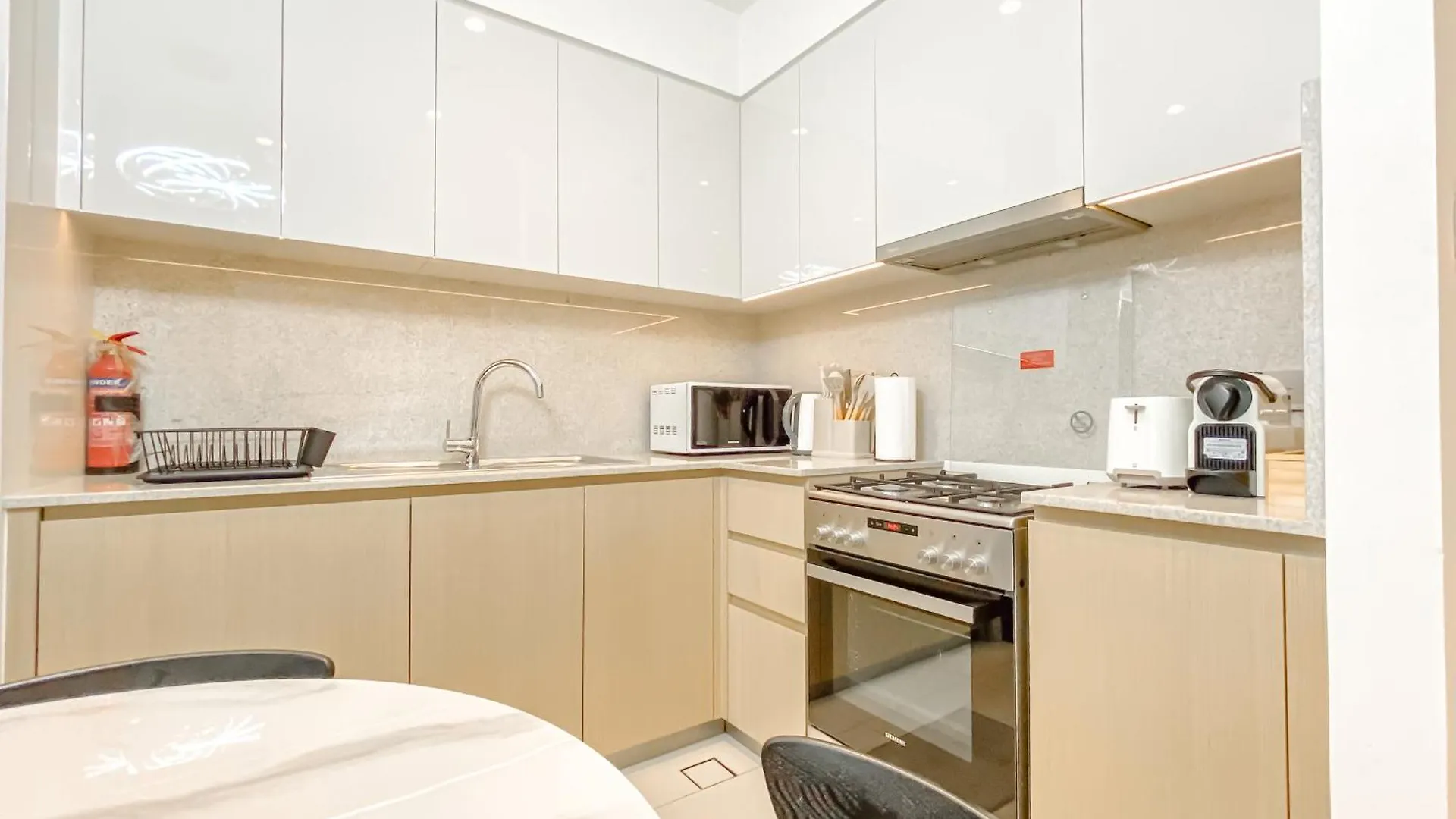 Majestic Burj Khalifa View 2Br Premium Apartment By Sbh Dubai 0*,