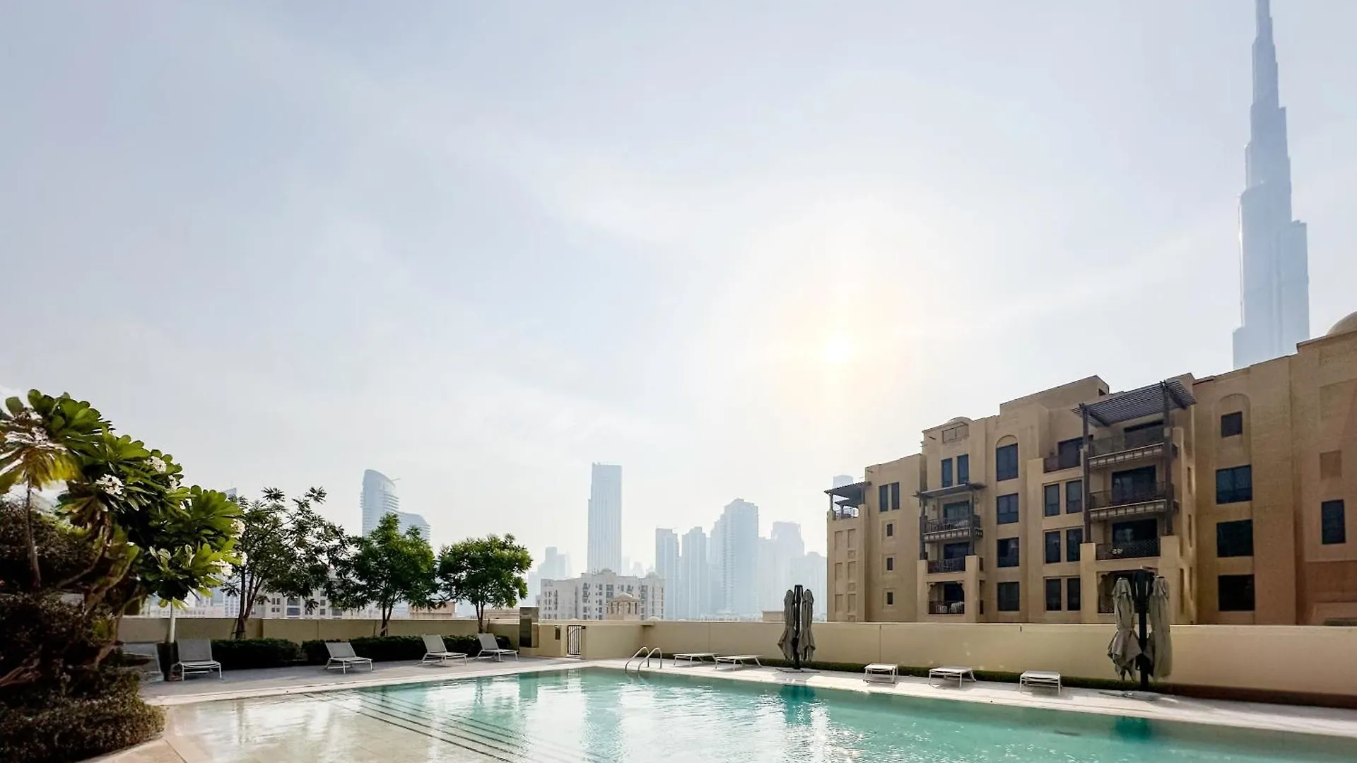 Majestic Burj Khalifa View 2Br Premium Apartment By Sbh Dubai