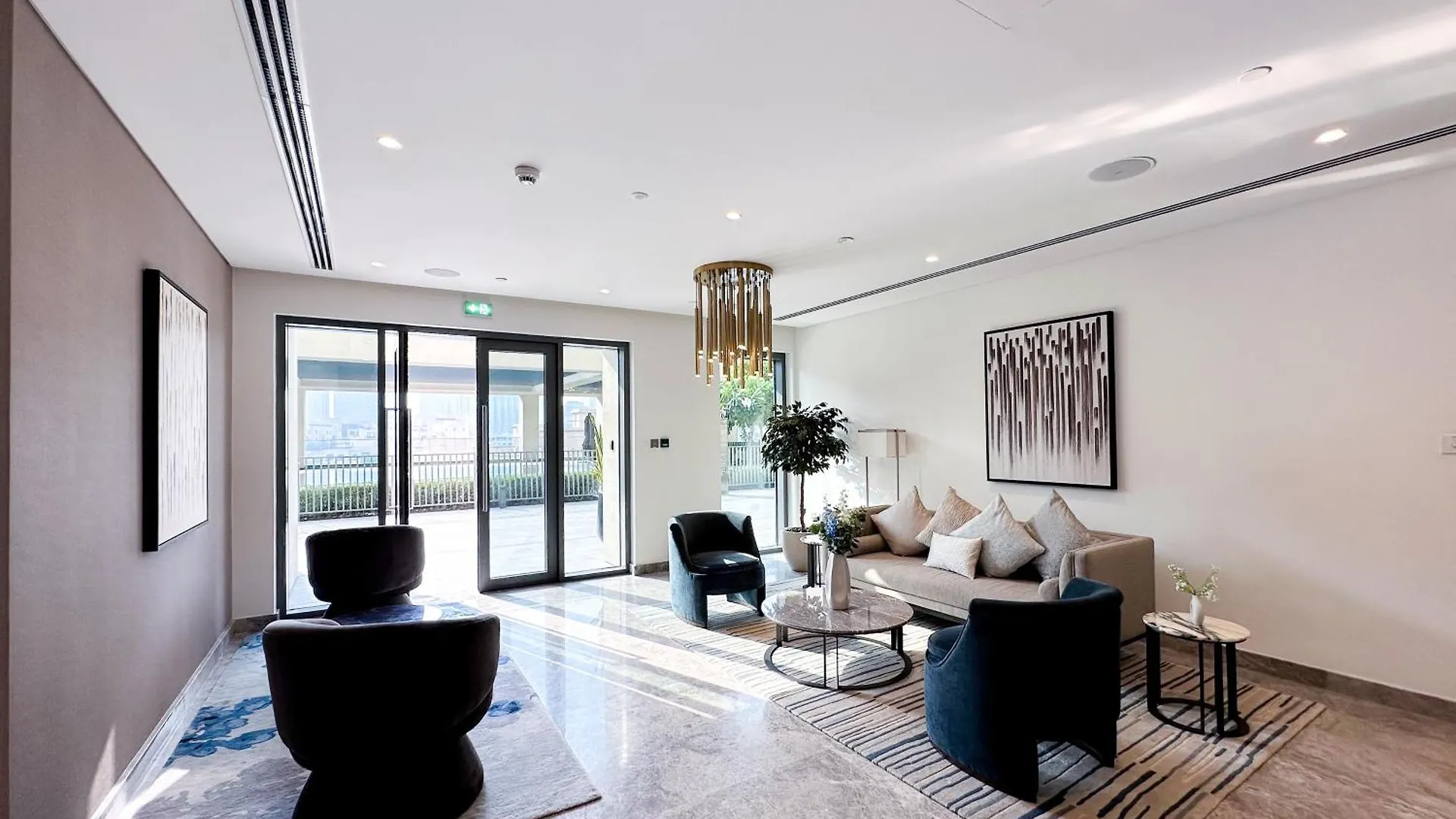 Majestic Burj Khalifa View 2Br Premium Apartment By Sbh Dubai