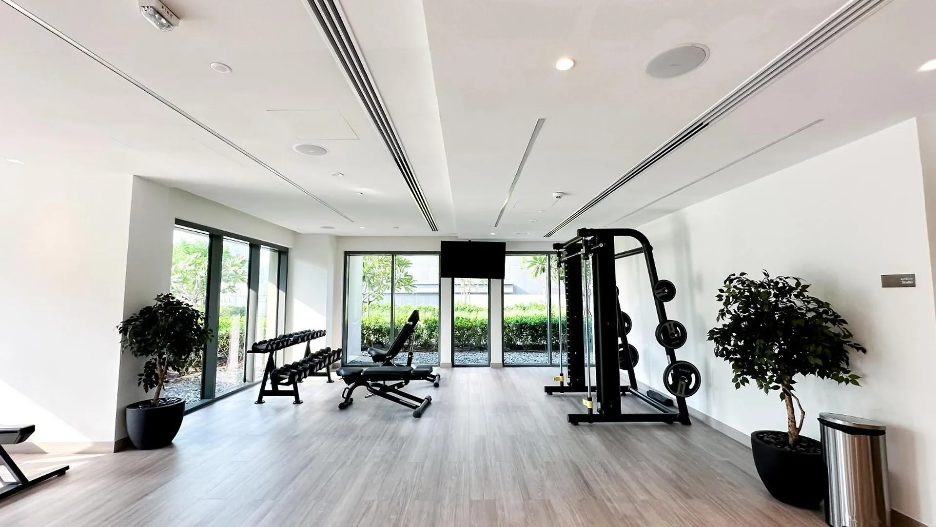 Majestic Burj Khalifa View 2Br Premium Apartment By Sbh Dubai 0*,  United Arab Emirates