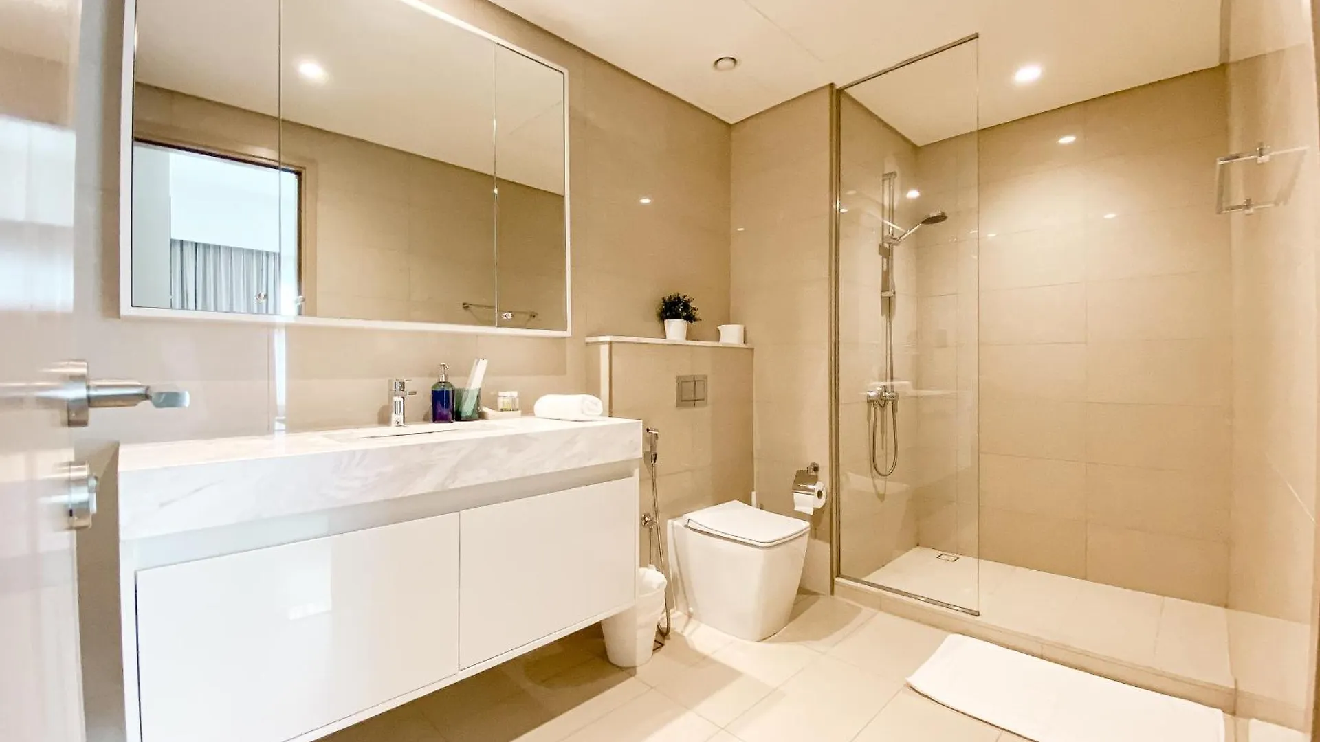 Majestic Burj Khalifa View 2Br Premium Apartment By Sbh Dubai United Arab Emirates